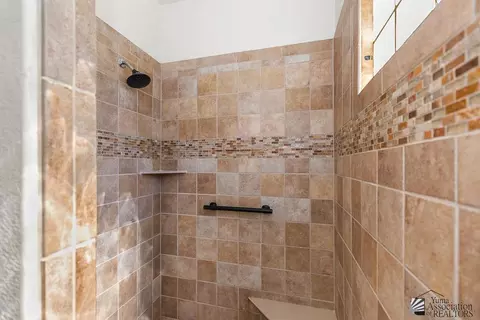 Bath - 14652 E 53 St, Yuma, AZ 85367 photo 3 of 4