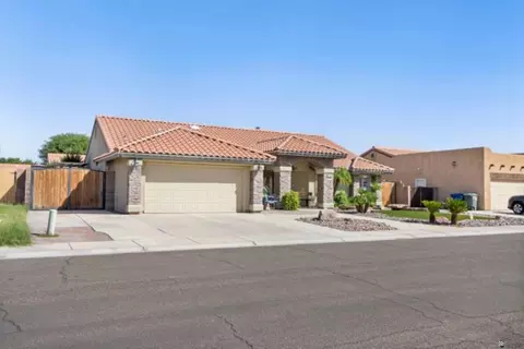 7818 E Topeka Pl, Yuma, AZ 85365 photo 2