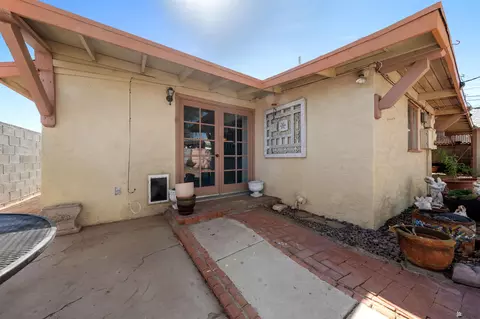 Exterior - 256 E 26 St, Yuma, AZ 85364 photo 5 of 7