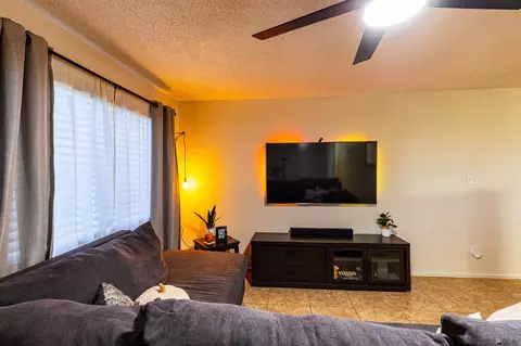 237 E C St, San Luis, AZ 85336 photo 2