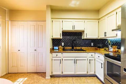 237 E C St, San Luis, AZ 85336 photo 7