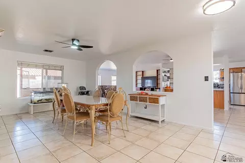 Dining - 6314 E 43 St, Yuma, AZ 85365 photo 3 of 3
