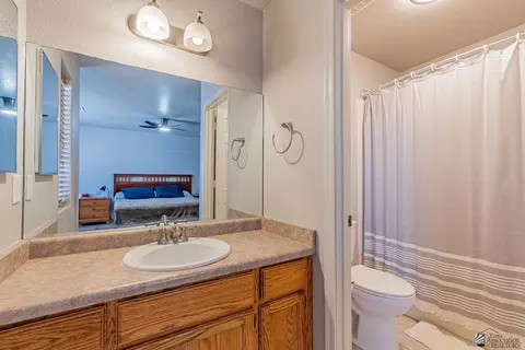 Bath - 6314 E 43 St, Yuma, AZ 85365 photo 2 of 2