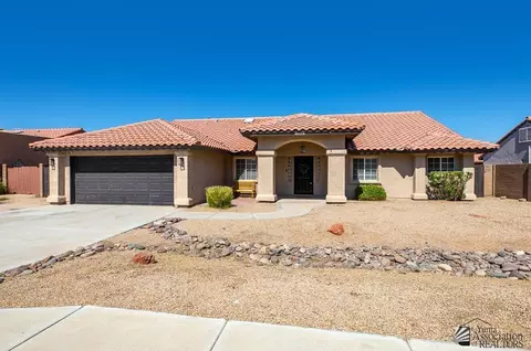 8058 E Olive Ann Ln, Yuma, AZ 85365
