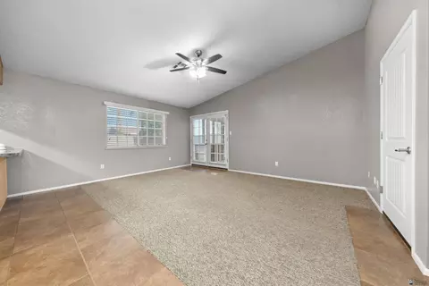 Living - 7186 E 26 St, Yuma, AZ 85365 photo 4 of 4