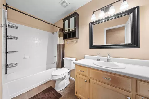 Bath - 7186 E 26 St, Yuma, AZ 85365 photo 4 of 4