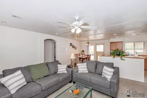 Living - 10181 E 35 Pl, Yuma, AZ 85365 photo 2 of 2