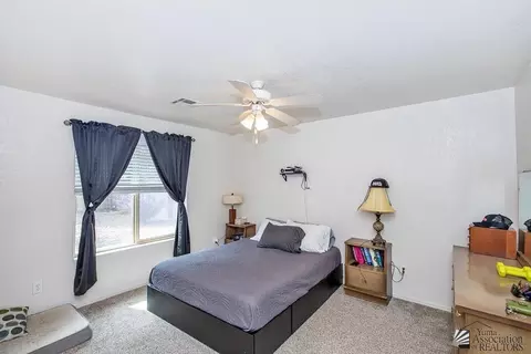Bedroom - 10181 E 35 Pl, Yuma, AZ 85365 photo 4 of 6