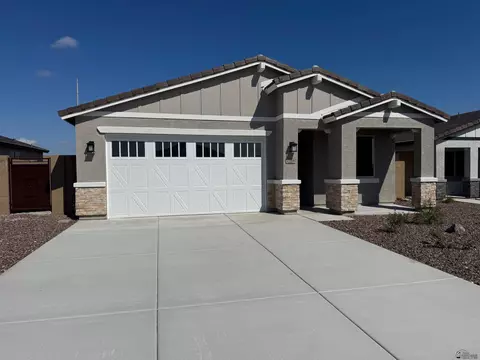 7586 E 35 St, Yuma, AZ 85365