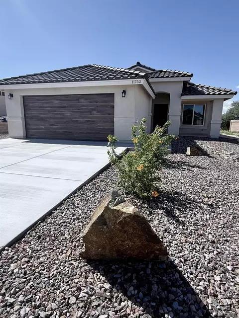 11752 S Castle Dome St, Wellton, AZ 85356