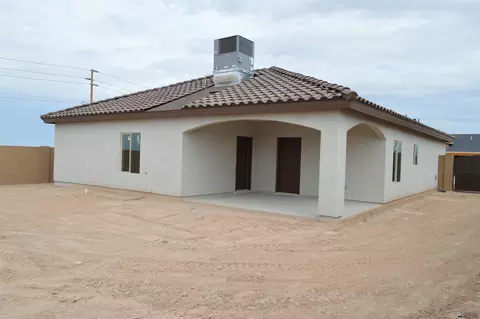 Exterior - 13121 E 54 Dr, Yuma, AZ 85367 photo 4 of 5