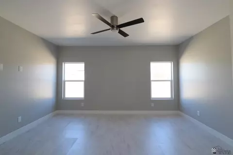 Living - 10240 E 39 Way, Yuma, AZ 85365 photo 1 of 1