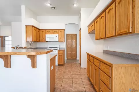 10705 E 38 St, Yuma, AZ 85367 photo 6