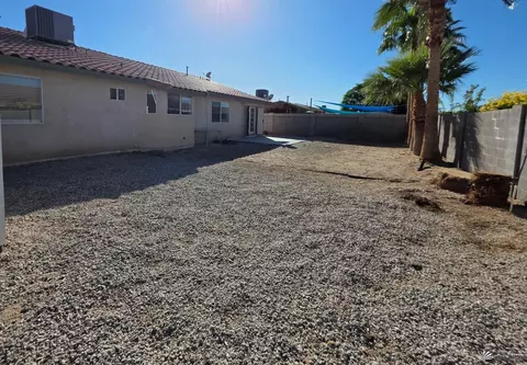 Exterior - 11480 E 26 Ln, Yuma, AZ 85367 photo 5 of 7