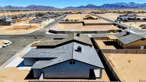 View/Area - 10677 E 45 Ln, Yuma, AZ 85367 photo 2 of 2
