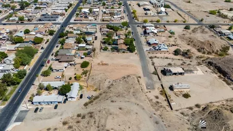 Madison Ave, Yuma, AZ 85364