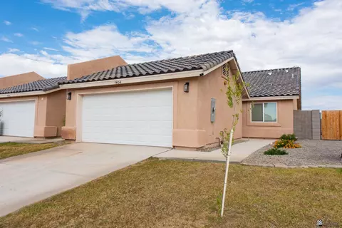 Exterior - 7404 E 36 Pl, Yuma, AZ 85365 photo 3 of 7