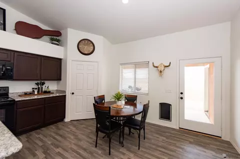 Entry Way - 7404 E 36 Pl, Yuma, AZ 85365 photo 1 of 2