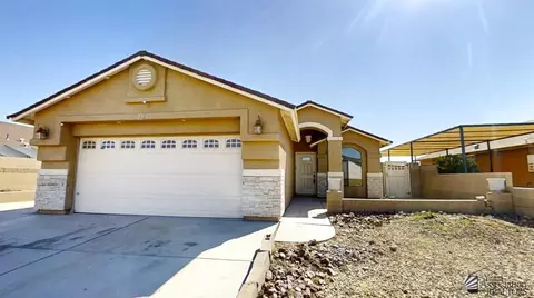 2615 Edais St, San Luis, AZ 85336