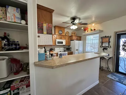 Kitchen - 14573 E 51 Dr, Yuma, AZ 85367 photo 5 of 5