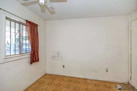 Bedroom - 2250 E 24 Pl, Yuma, AZ 85365 photo 7 of 7