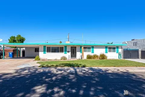 Exterior - 2250 E 24 Pl, Yuma, AZ 85365 photo 4 of 10