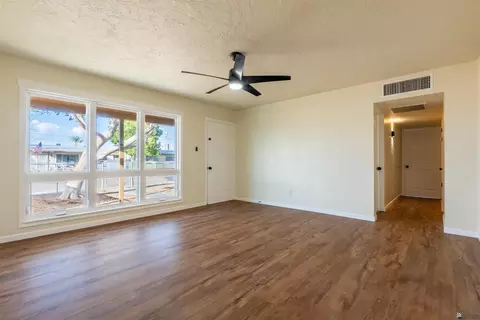 1357 E 26 St, Yuma, AZ 85365 photo 6