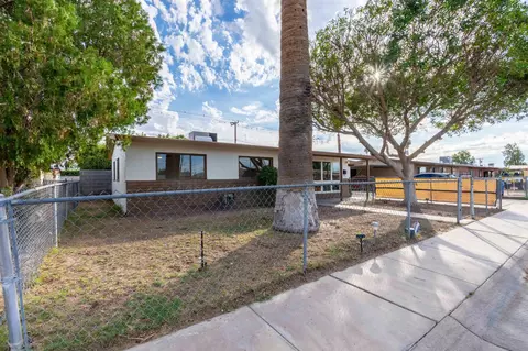 1357 E 26 St, Yuma, AZ 85365 photo 2
