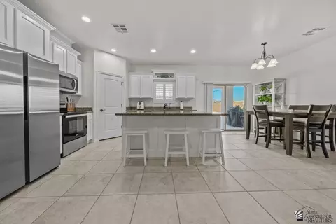12586 E 49 Dr, Yuma, AZ 85367 photo 4