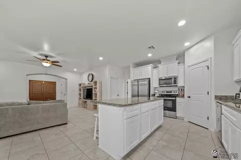 12586 E 49 Dr, Yuma, AZ 85367 photo 6