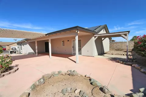 Exterior - 10413 E 38 Pl, Yuma, AZ 85365 photo 3 of 7