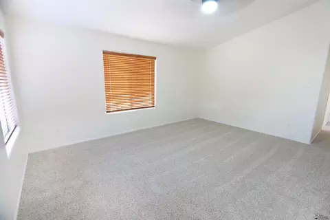 Living - 10413 E 38 Pl, Yuma, AZ 85365 photo 2 of 2