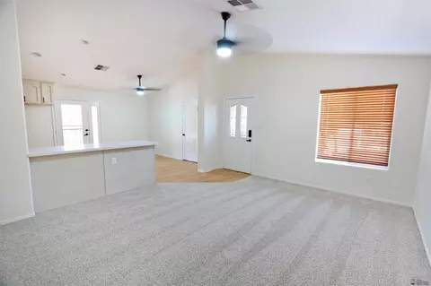 Living - 10413 E 38 Pl, Yuma, AZ 85365 photo 1 of 2