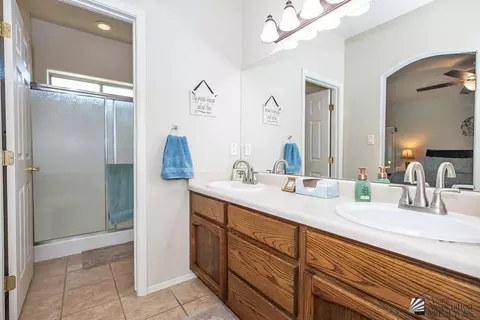 Bath - 14675 E 49 St, Yuma, AZ 85367 photo 2 of 2