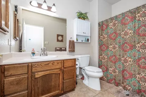 Bath - 14675 E 49 St, Yuma, AZ 85367 photo 1 of 2