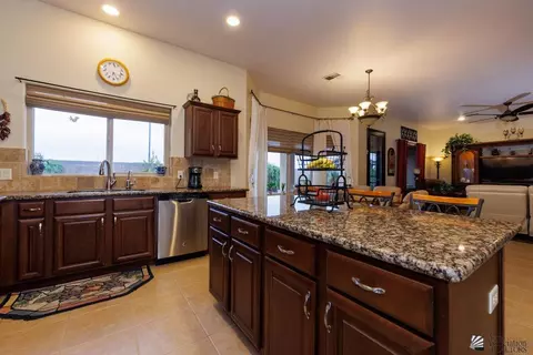 7922 E 36 Pl, Yuma, AZ 85365 photo 11