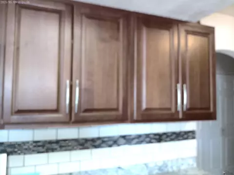 Kitchen - 13371 E 36 Pl, Yuma, AZ 85367 photo 5 of 6