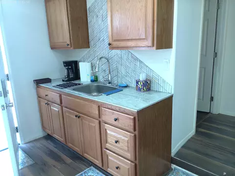 Kitchen - 13371 E 36 Pl, Yuma, AZ 85367 photo 6 of 6