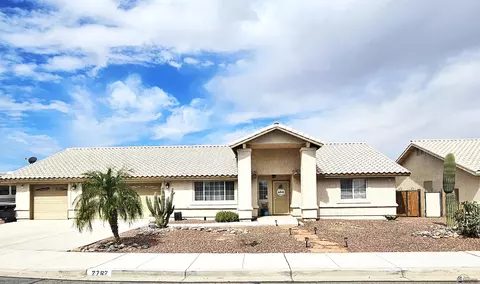 2762 S 36 Dr, Yuma, AZ 85364