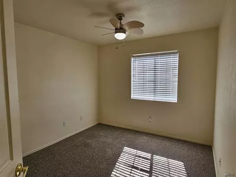 Bedroom - 10202 E 37 Pl, Yuma, AZ 85365 photo 2 of 3