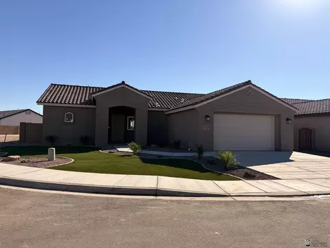 3321 W 36 St, Yuma, AZ 85365