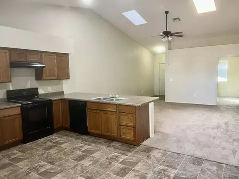 Kitchen - 9224 E 30 Pl, Yuma, AZ 85365 photo 1 of 3