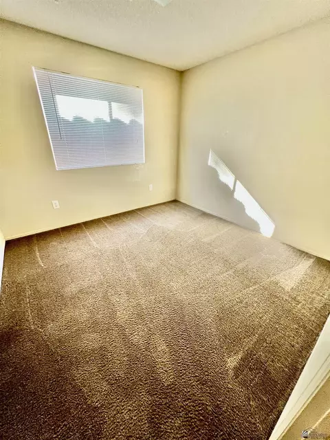 Bedroom - 9224 E 30 Pl, Yuma, AZ 85365 photo 3 of 5