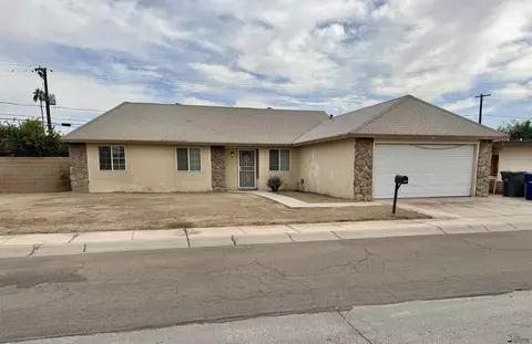 1807 S Pendergast, Yuma, AZ 85364