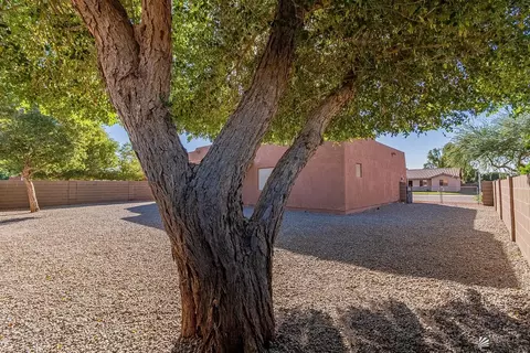 Exterior - 11136 E 24 Pl, Yuma, AZ 85367 photo 4 of 11