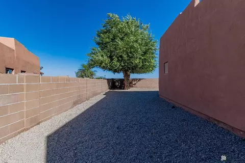 Exterior - 11136 E 24 Pl, Yuma, AZ 85367 photo 6 of 11