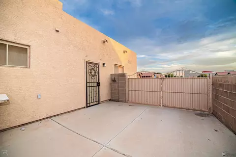 Exterior - 11560 E Del Golfo, Yuma, AZ 85367 photo 8 of 9