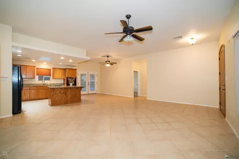 Living - 11560 E Del Golfo, Yuma, AZ 85367 photo 5 of 5