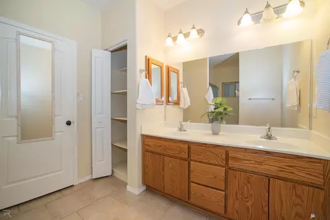 Bath - 11560 E Del Golfo, Yuma, AZ 85367 photo 1 of 3