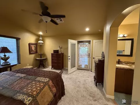 Bedroom - 12635 E 48 Dr, Yuma, AZ 85367 photo 3 of 6